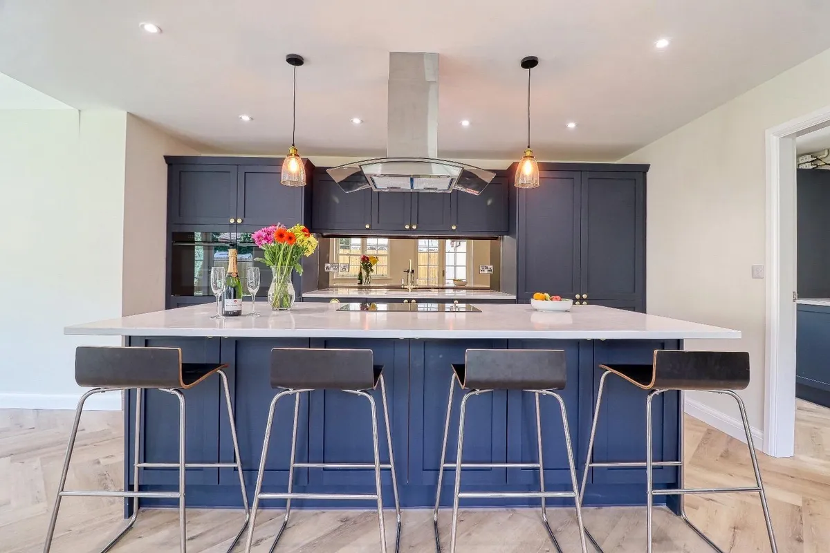 Modern Kitchen with Island